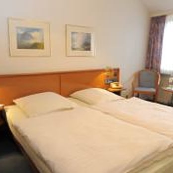Hotel Heldt - Doppelzimmer - Hotels Near Me - Bremen, HB