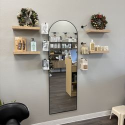 Halos Salon & Beauty Retail