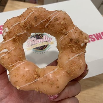 Friendly Donuts - Yummy White chocolate guava 11.2020 - Donuts Near Me - Orange, California Friendly Donuts - Yummy White chocolate guava 11.2020 - Donuts Near Me - Orange, California