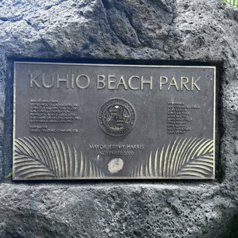 Kuhio Beach Park - Parks Near Me - Honolulu, Hawaii