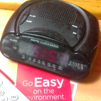 Econo Lodge - Don't wanna know whats all over that clock. - Hotels Near Me - Ruther Glen, Virginia