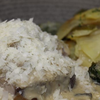 Barbados - El solomillo con setas y parmesano es una perfecta unión de sabores y texturas difíciles de igualar: toda una experiencia. - Spanish Near Me - Valencia, V