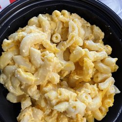 KFC - Most disappointing... How old is this mac & cheese actually? It's macaroni and some dried cheese