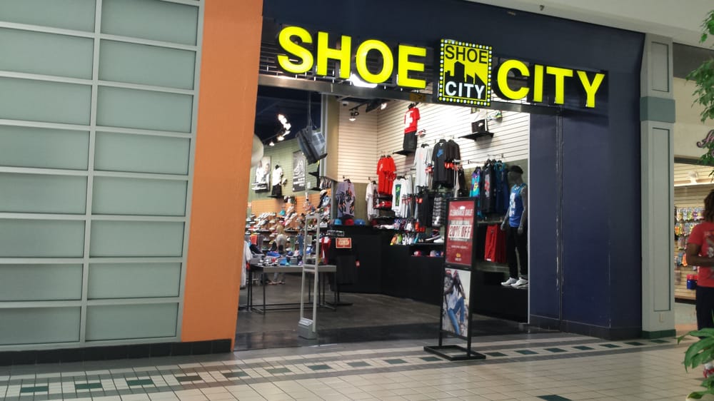 SHOE CITY EASTPOINT Updated October 2024 23 Photos 7847 Eastpoint