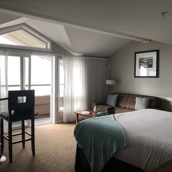 Surfsand Resort - What I saw when I first walked into the room. - Hotels Near Me - Cannon Beach, Oregon Surfsand Resort - What I saw when I first walked into the room. - Hotels Near Me - Cannon Beach, Oregon
