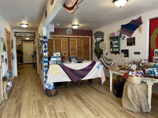 Untangled Yarn & Fiber