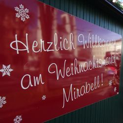 Weihnachtsmarkt am Mirabellplatz