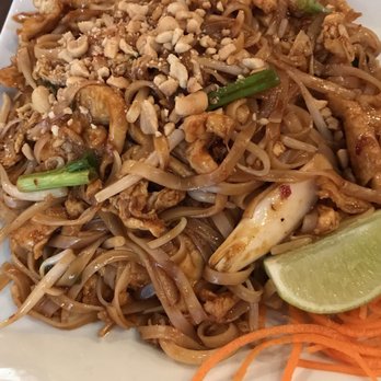 Red Pepper Asian - Chicken pad Thai - Malaysian Near Me - Raleigh, North Carolina Red Pepper Asian - Chicken pad Thai - Malaysian Near Me - Raleigh, North Carolina