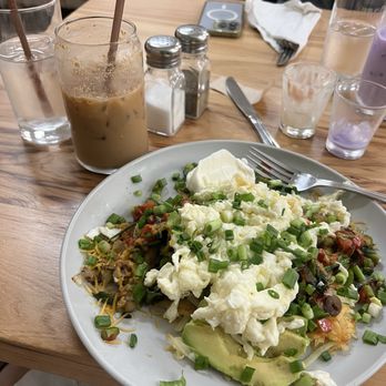 The Breeze Cafe - veggie skillet - Breakfast & Brunch Near Me - Newark, California