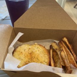 Croque Monsieur, potato wedges (I asked for extra crispy), butterfly mango tea. Croque Monsieur, potato wedges (I asked for extra crispy), butterfly mango tea.