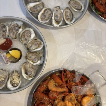 Mama's Crawfish N Wings - Seafood Near Me - Suwanee, Georgia