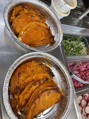 Guanatos Tacos by null