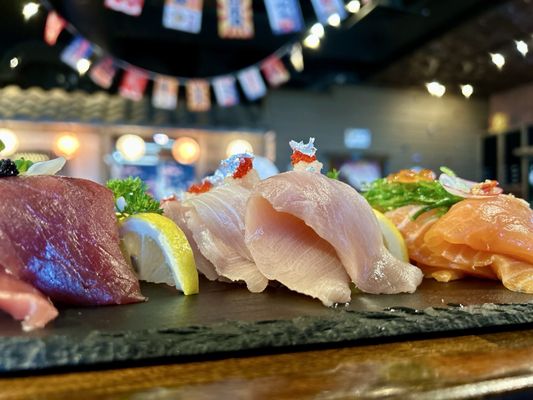 Yuki Handroll Bar by null