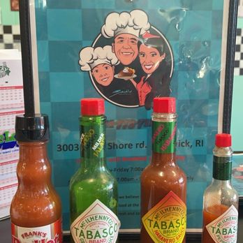 Gel's Kitchen 2 - Hot sauces - Breakfast & Brunch Near Me - Warwick, Rhode Island