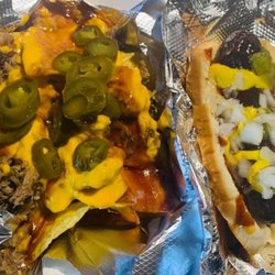 Lavell’s Kitchen - Bbq Nachos with pulled pork and a smoke sausage