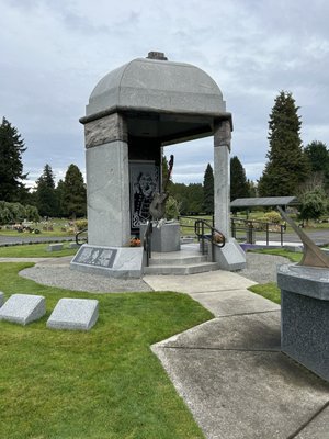 Jimi Hendrix Memorial by null