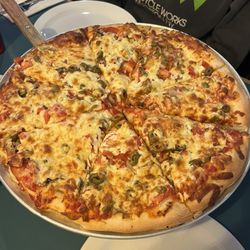 Perth Restaurant & Tavern - Veggie pizza