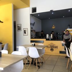 Yellowberry - Amplio y cómodo, excelente para venir con niños