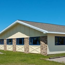 Munising Visitor Center - Located next door to Hardess on M-28.