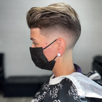 Eric Cuts Studio - Book online ericcuts.com - Barbers Near Me - Orlando, Florida Eric Cuts Studio - Book online ericcuts.com - Barbers Near Me - Orlando, Florida