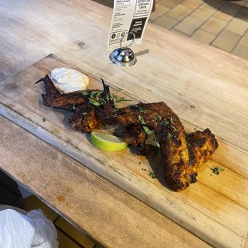 La Korrigane - Delicious wings ! - Brasseries Near Me - Quebec City, Quebec La Korrigane - Delicious wings ! - Brasseries Near Me - Quebec City, Quebec