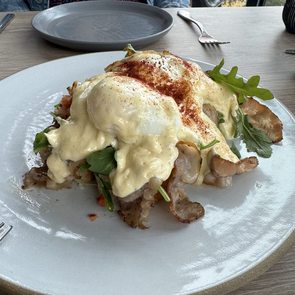 Margot - Porchetta eggs Benedict - Spanish Near Me - Culver City, California Margot - Porchetta eggs Benedict - Spanish Near Me - Culver City, California