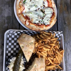 Big Rig Kitchen Brewery