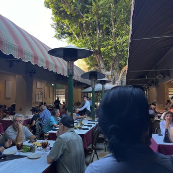 Raffi's Place - Middle Eastern Near Me - Glendale, California