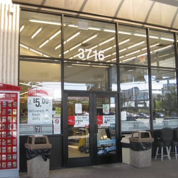 7-Eleven - the front entrance of the store - Gas Stations Near Me - Las Vegas, Nevada