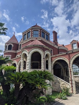 Moody Mansion by null