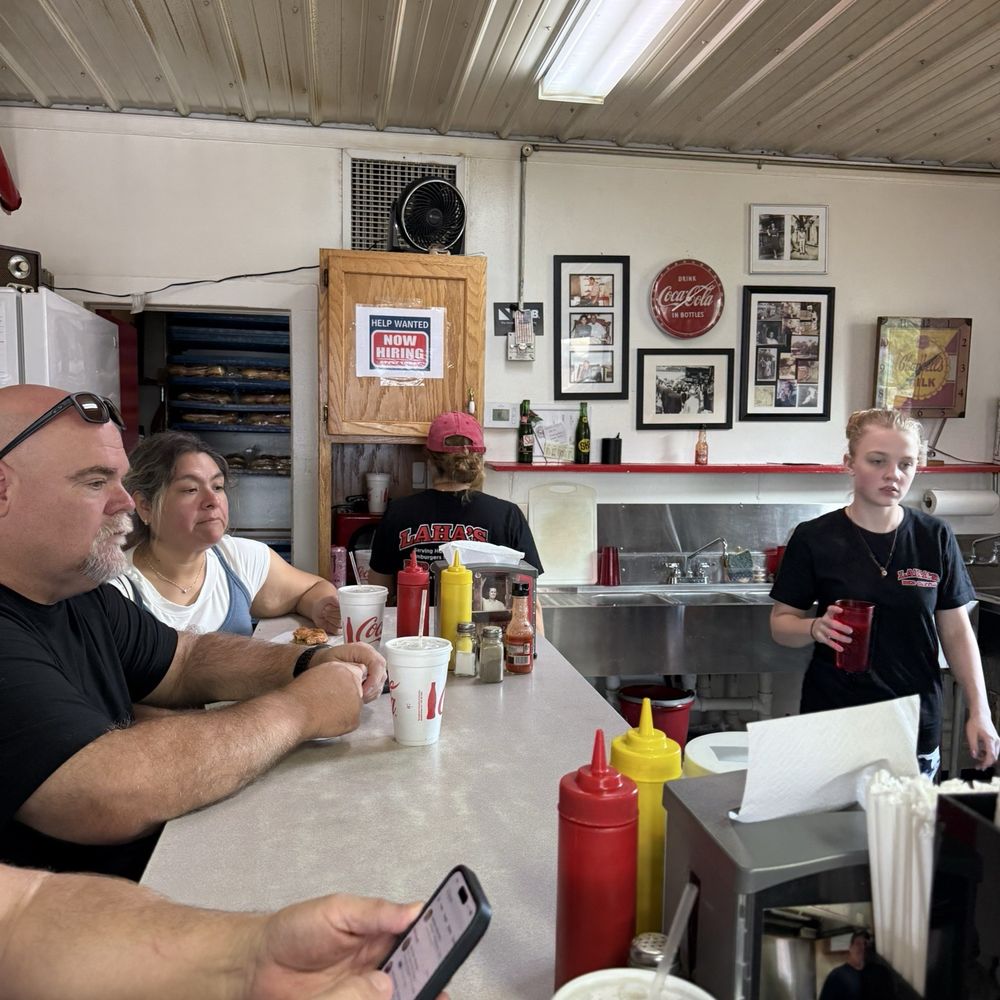 Laha's Red Castle - . - American Near Me - Hodgenville, Kentucky