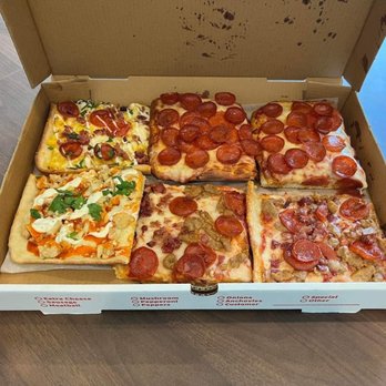 Champion Pizza - Four different square option, pizza, mac & cheese, buffalo chicken, pepperoni, and pepperoni sausage bacon - Pizza Near Me - Flushing, New York Champion Pizza - Four different square option, pizza, mac & cheese, buffalo chicken, pepperoni, and pepperoni sausage bacon - Pizza Near Me - Flushing, New York