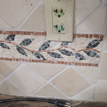 Apex Electric - 1 of 4 old sockets - Electricians Near Me - Yucaipa, California Apex Electric - 1 of 4 old sockets - Electricians Near Me - Yucaipa, California