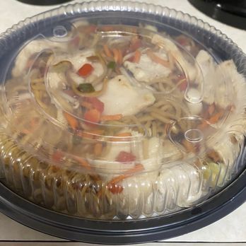 Pei Wei Asian Kitchen - To go chicken lomein - Chinese Near Me - Owasso, Oklahoma Pei Wei Asian Kitchen - To go chicken lomein - Chinese Near Me - Owasso, Oklahoma
