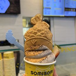 Thai tea and Oreo Thai tea and Oreo