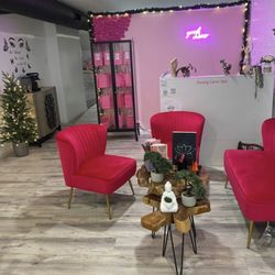 Beauty Curve Spa - Waiting area