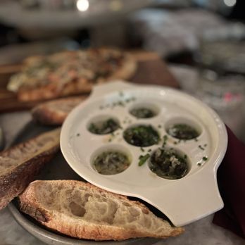 Recette - Escargots - French Near Me - Brooklyn, New York Recette - Escargots - French Near Me - Brooklyn, New York