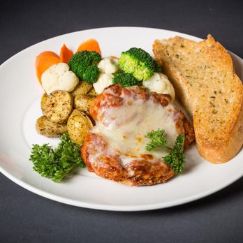 Big Apple Catering - Photo - Caterers Near Me - Nanaimo, British Columbia