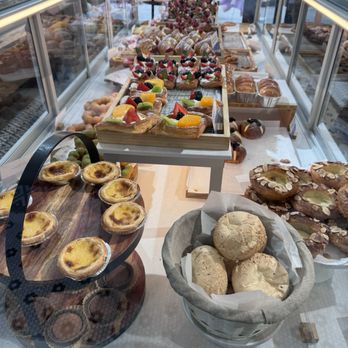 Paris Baguette - Bakeries Near Me - Brooklyn, New York