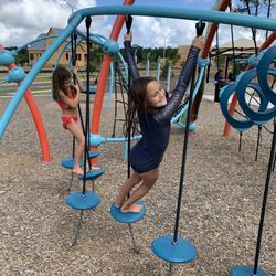 Knight Farm Community Park - Yes kids are so happy playing here.