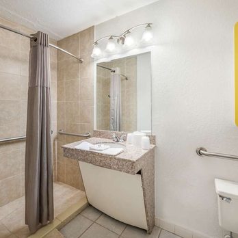Motel 6 - Motel Henderson bathroom ada ri shower - Hotels Near Me - Kilgore, Texas Motel 6 - Motel Henderson bathroom ada ri shower - Hotels Near Me - Kilgore, Texas