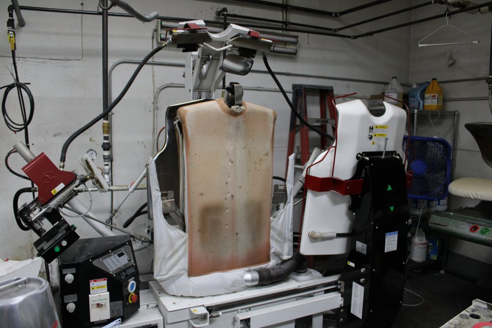 ALL STAR CLEANERS Updated June 2024 15 Photos & 25 Reviews 676 W