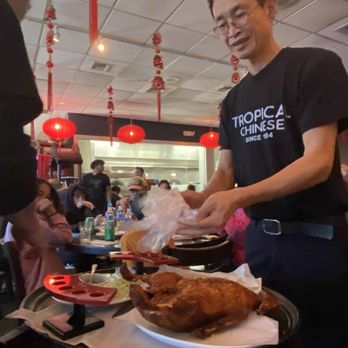 TROPICAL CHINESE RESTAURANT - Updated December 2024 - 1419 Photos