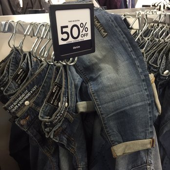 Gap Factory - Women's Clothing Near Me - Inglewood, California