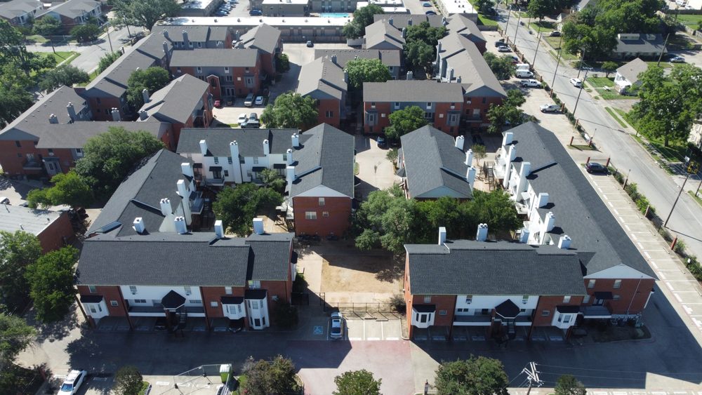 Slide of Texas Choice Roofing