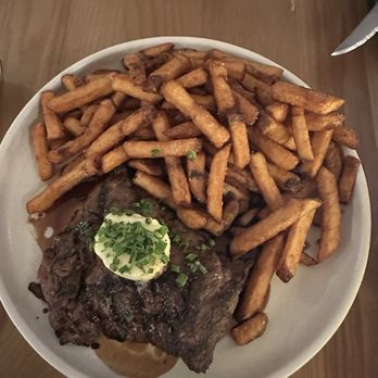 Cocotte Bistro - Steak Frites - Desserts Near Me - Ottawa, Ontario Cocotte Bistro - Steak Frites - Desserts Near Me - Ottawa, Ontario