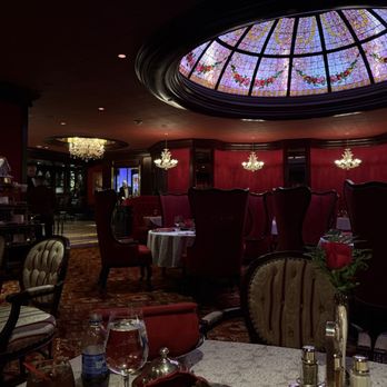 Michael's Gourmet Room - Inside - Seafood Near Me - Las Vegas, Nevada Michael's Gourmet Room - Inside - Seafood Near Me - Las Vegas, Nevada