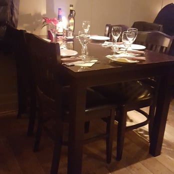 Carlos - Nette Einrichtung - Cuban Near Me - Cologne, NW