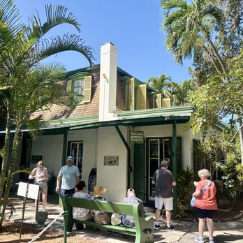 Ernest Hemingway Home - Gift shop - Museums Near Me - Key West, Florida Ernest Hemingway Home - Gift shop - Museums Near Me - Key West, Florida
