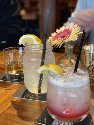 520 Bar & Grill by null